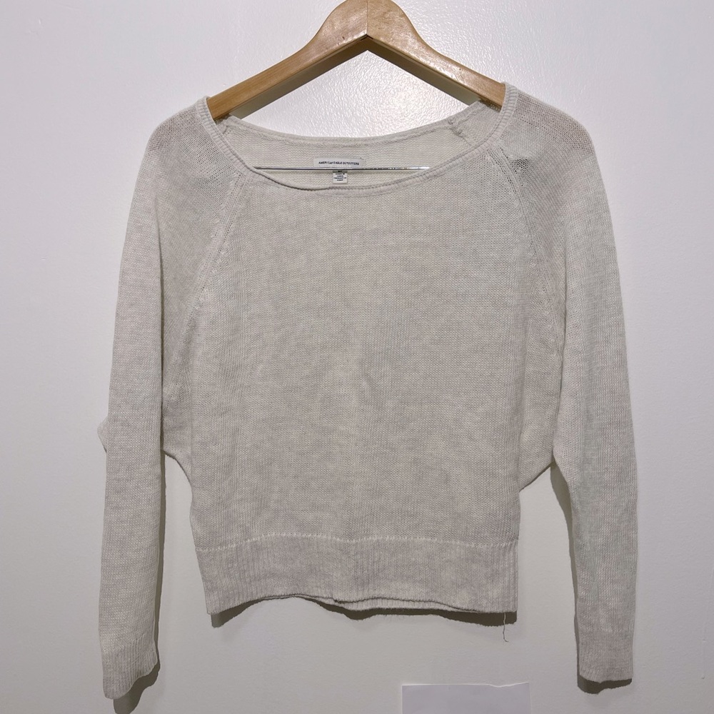 White knitted top